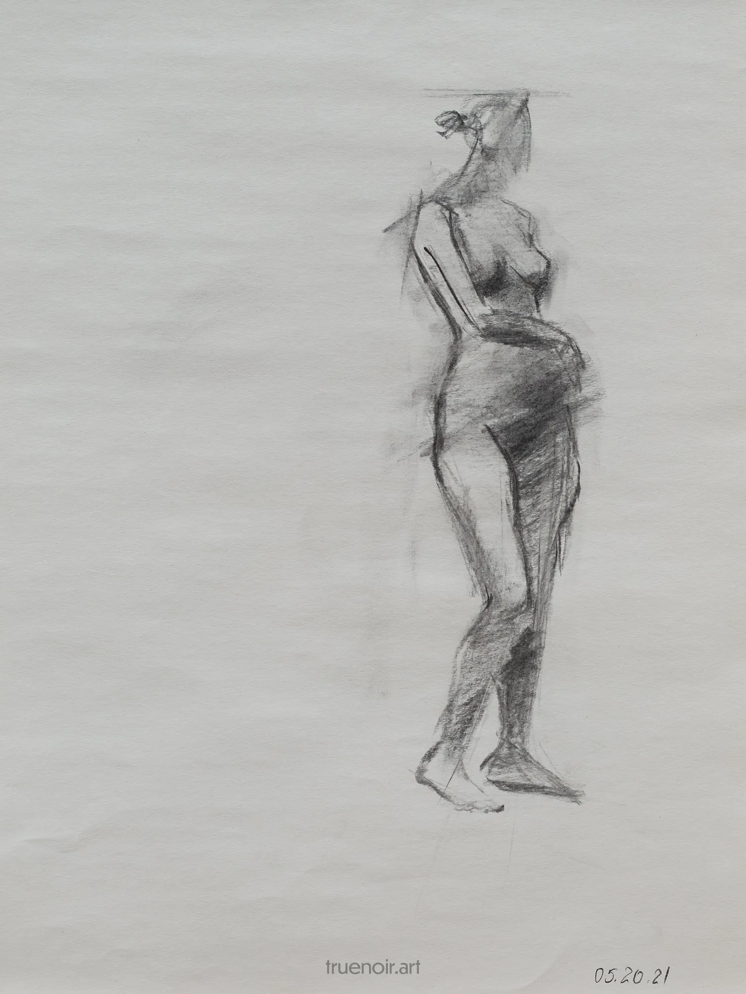 Statue or Woman Drawing